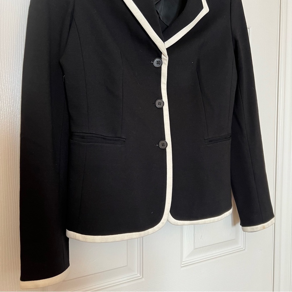 Talbots Black White Trim Luxe Knit Banded Single-Breasted Blazer Jacket - Sz 4 - Picture 4 of 11
